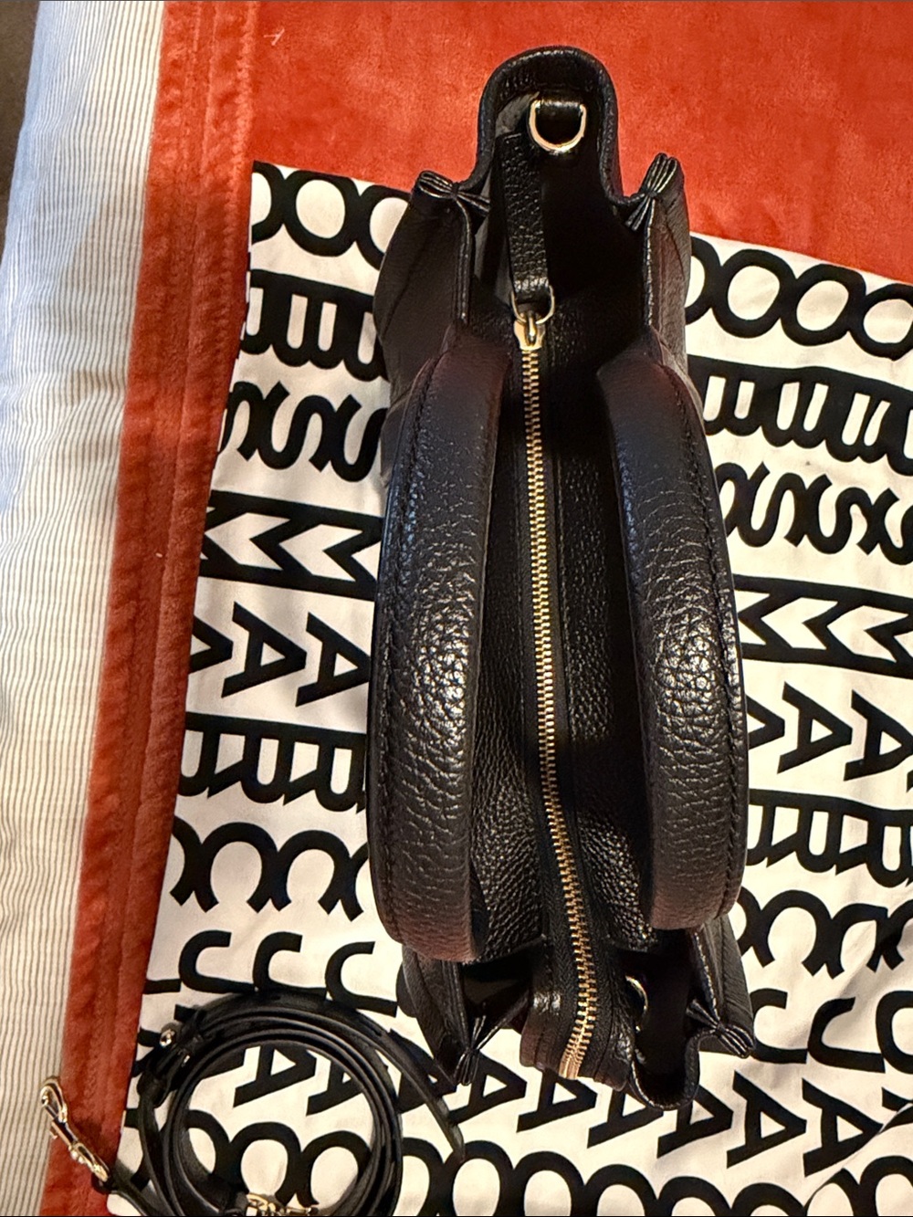 Marc Jacobs Black Pebbled Leather Top-Handle Tote - Picture 8 of 10